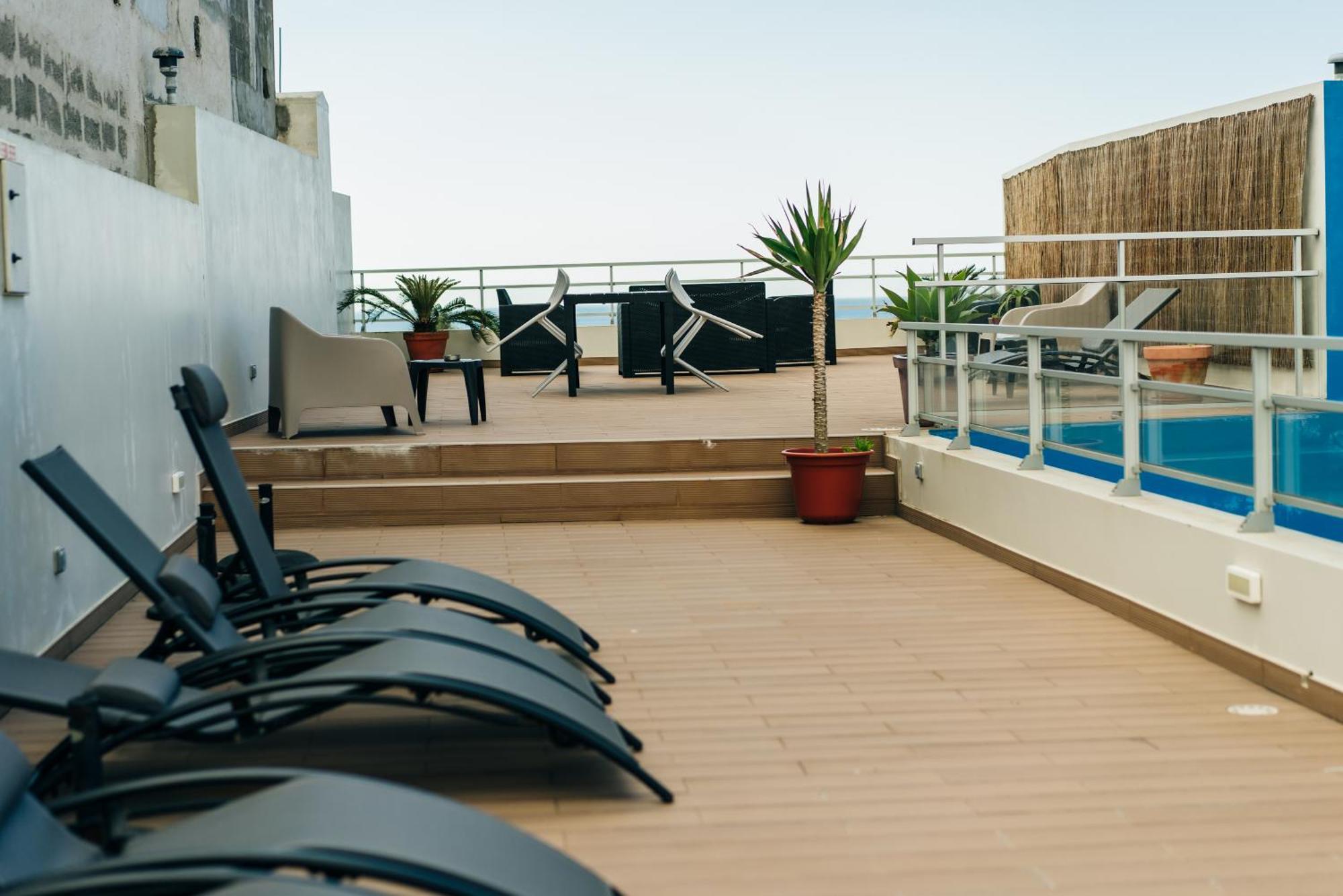 Hostel Azorazul - Pool & Suite Ponta Delgada  Exterior photo